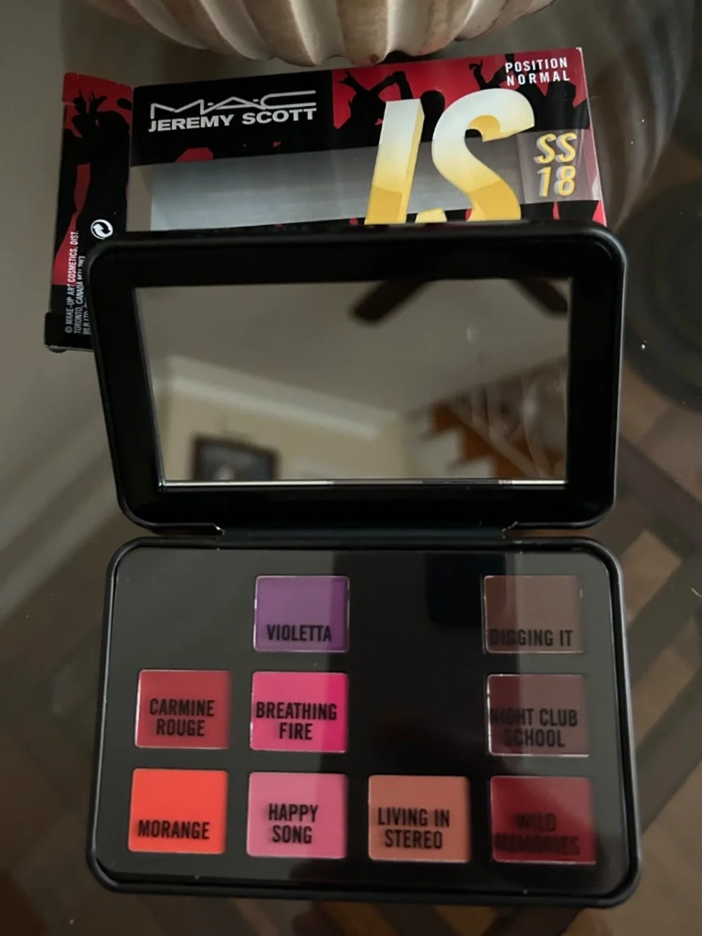 MAC Jeremy Scott eye shadow palette/ lip cassette palette